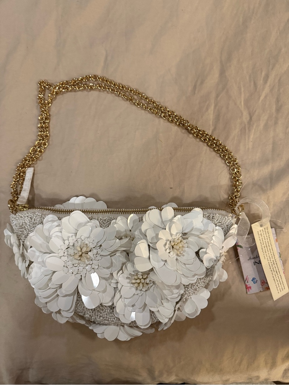 White Floral Beaded Shoulder Bag with Gold Chain